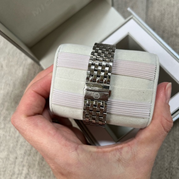 Michele Deco Madison Mid Watch - Picture 5 of 7